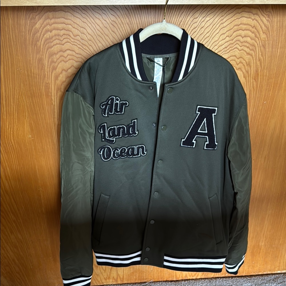 Brand new. With tags. ALO Yoga Green Varsity Bomber Jacket with Embroidery